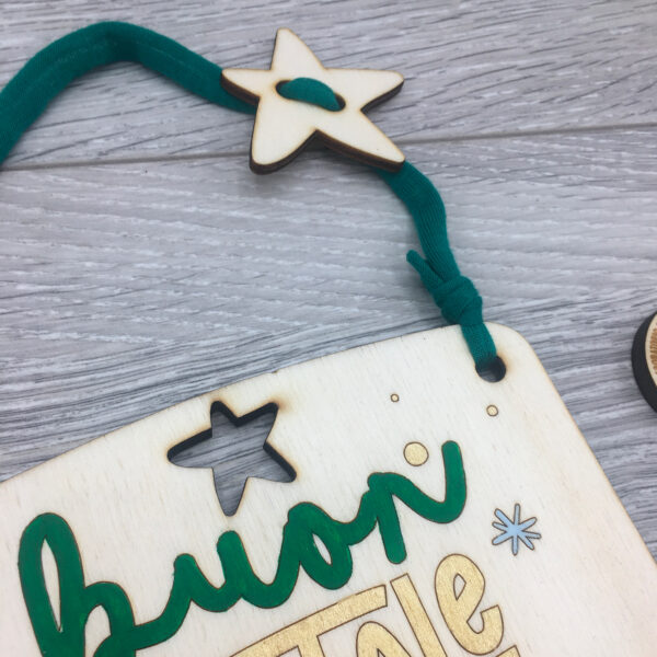 02-BABBOnatale_ricamo_laser_legno_natale_serezze scudetto natale