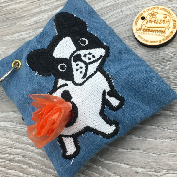 03-sacchetti_BAU_BULLDOGfrancese_ricamo_4zampe_serezze