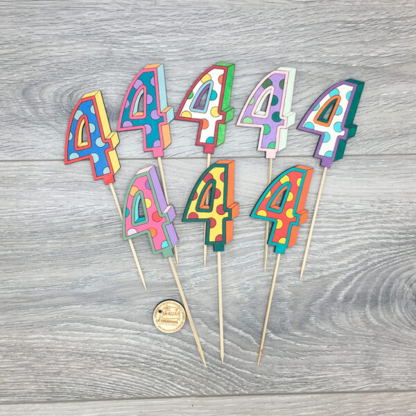 01_NUMERI_quattro_laser_serezze topper cake