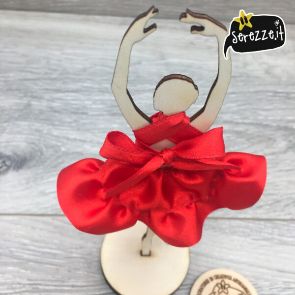 03_BALLERINA_rosso_nastrini_laser_serezze topper cake
