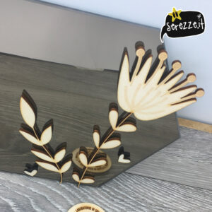 specchio con fiori