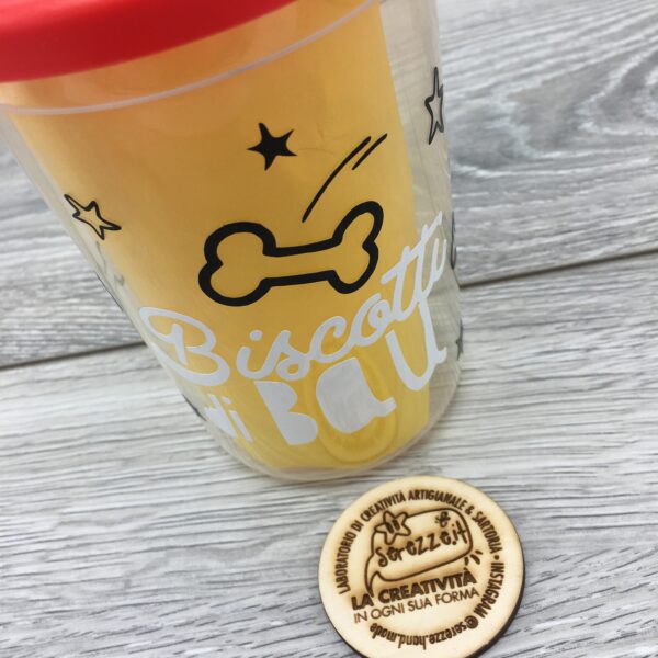 2020-12-01 14.26.00 barattolo biscotti